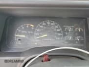 ✅ 1995 GMC Sierra 1500 • VIN: 1GTEC14K0SZ535861 • Lot: 94678865. Wystawiony na Copart z przebiegiem 262 125 mil. Bezpłatny archiwum sprzedaży aukcyjnych z USA i szczegółowy raport historii pojazdu na DreamBid. Zdjęcie 9.