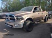 ✅ 2009 Dodge 1500 SLT • VIN: 1D3HV18T39S724184 • Lot: 42097416. Wystawiony na IAAI z przebiegiem 297 630 mil. Bezpłatny archiwum sprzedaży aukcyjnych z USA i szczegółowy raport historii pojazdu na DreamBid. Zdjęcie 17.