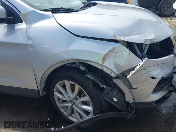 ✅ 2022 Nissan Rogue S • VIN: JN1BJ1AW7NW476395 • Lot: 42274811. Listed on IAAI with 53,165 mi. Free auction sales archive from the USA and detailed vehicle history report at DreamBid. Image 17.