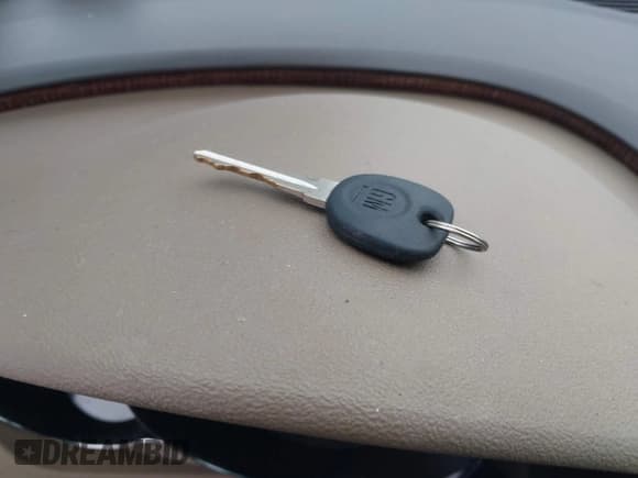 ✅ 2010 Chevrolet Malibu LTZ • VIN: 1G1ZE5EB5A4155081 • Lot: 43539176. Listed on IAAI with 155,449 mi. Free auction sales archive from the USA and detailed vehicle history report at DreamBid. Image 11.