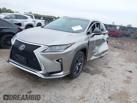 ✅ 2018 Lexus RX 350 • VIN: 2T2BZMCA7JC142343 • Lot: 43534478. Wystawiony na IAAI z przebiegiem 173 882 mil. Bezpłatny archiwum sprzedaży aukcyjnych z USA i szczegółowy raport historii pojazdu na DreamBid. Zdjęcie 16.