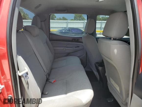 ✅ 2013 Toyota Tacoma • VIN: 5TFJX4CN5DX022460 • Лот: 64212675. Опубликован ранее на Copart с пробегом 194 060 миль. Бесплатный доступ к архиву аукционных продаж из США и подробный отчёт об истории автомобиля на DreamBid. Изображение 10.