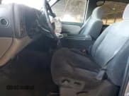 ✅ 2002 Chevrolet Suburban LT • VIN: 3GNFK16Z42G320539 • Лот: 50382865. Опубликован ранее на Copart с пробегом Не указан. Бесплатный доступ к архиву аукционных продаж из США и подробный отчёт об истории автомобиля на DreamBid. Изображение 7.