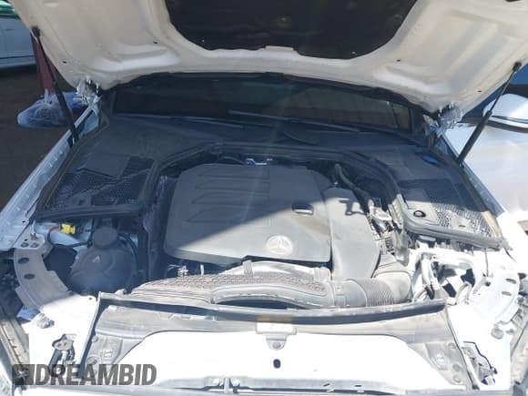 ✅ 2020 Mercedes-Benz C 300 • VIN: W1KWF8EB6LR594861 • Lot: 42874447. Wystawiony na IAAI z przebiegiem 54 402 mil. Bezpłatny archiwum sprzedaży aukcyjnych z USA i szczegółowy raport historii pojazdu na DreamBid. Zdjęcie 10.