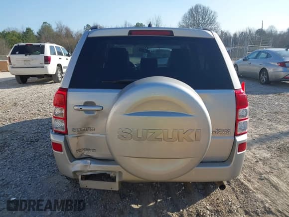 ✅ 2013 Suzuki Grand Vitara Limited • VIN: JS3TE0D74D4100091 • Lot: 41684748. Listed on IAAI with 176,696 mi. Free auction sales archive from the USA and detailed vehicle history report at DreamBid. Image 17.