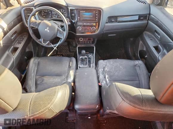 2018 Mitsubishi Outlander SE with VIN JA4AD3A31JZ010420, listed as a Copart auction lot 90084955 with 126,051 mi miles and Clean title. Bid and sale history available at DreamBid. Image 8.