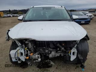 ✅ 2020 Hyundai Venue SE • VIN: KMHRB8A33LU018834 • Lot: 81321904. Wystawiony na Copart z przebiegiem 19 897 mil. Bezpłatny archiwum sprzedaży aukcyjnych z USA i szczegółowy raport historii pojazdu na DreamBid. Zdjęcie 5.