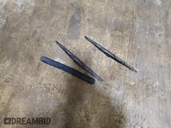 ✅ 1996 BMW 3 Series Z3 1.9 • VIN: 4USCH7322TLB66483 • Lot: 93644165. Listed on Copart with 136,590 mi. Free auction sales archive from the USA and detailed vehicle history report at DreamBid. Image 12.