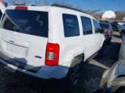 ✅ 2015 Jeep Patriot Latitude • VIN: 1C4NJPFA5FD430572 • Lot: 38255861. Listed on IAAI with 163,226 mi. Free auction sales archive from the USA and detailed vehicle history report at DreamBid. Image 4.