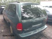 ✅ 1998 Chrysler Town & Country LXi • VIN: 1C4GP64L9WB665462 • Lot: 42705332. Wystawiony na IAAI z przebiegiem 179 000 mil. Bezpłatny archiwum sprzedaży aukcyjnych z USA i szczegółowy raport historii pojazdu na DreamBid. Zdjęcie 3.