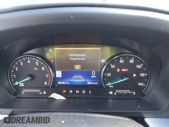 ✅ 2023 Ford Explorer XLT • VIN: 1FMSK8DH7PGB42800 • Lot: 43489525. Wystawiony na IAAI z przebiegiem 35 436 mil. Bezpłatny archiwum sprzedaży aukcyjnych z USA i szczegółowy raport historii pojazdu na DreamBid. Zdjęcie 7.