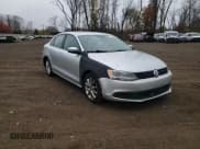 ✅ 2011 Volkswagen Jetta SE • VIN: 3VWDX7AJ6BM346855 • Lot: 90869545. Wystawiony na Copart z przebiegiem 251 524 mil. Bezpłatny archiwum sprzedaży aukcyjnych z USA i szczegółowy raport historii pojazdu na DreamBid. Zdjęcie 13.