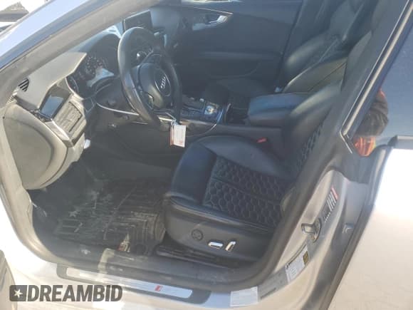 ✅ 2017 Audi RS 7 Prestige • VIN: WUAWAAFC8HN903853 • Lot: 86112964. Wystawiony na Copart z przebiegiem 57 313 mil. Bezpłatny archiwum sprzedaży aukcyjnych z USA i szczegółowy raport historii pojazdu na DreamBid. Zdjęcie 7.