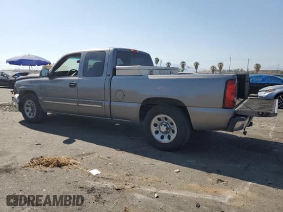 ✅ 2007 Chevrolet Silverado 1500 LT1 • VIN: 1GCEC19X77Z154648 • Lot: 58427144. Listed on Copart with 194,575 mi. Free auction sales archive from the USA and detailed vehicle history report at DreamBid. Image 2.
