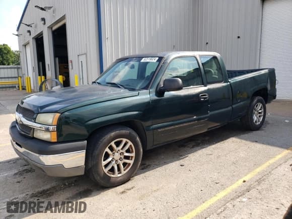 ✅ 2004 Chevrolet Silverado 1500 LS • VIN: 2GCEC19T841120428 • Лот: 62519024. Опубликован ранее на Copart с пробегом 97 406 миль. Бесплатный доступ к архиву аукционных продаж из США и подробный отчёт об истории автомобиля на DreamBid. Изображение 1.