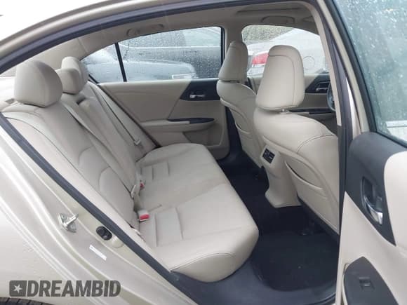✅ 2014 Honda Accord EX-L • VIN: 1HGCR2F82EA060702 • Lot: 43674651. Listed on IAAI with 135,643 mi. Free auction sales archive from the USA and detailed vehicle history report at DreamBid. Image 8.