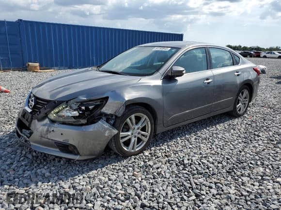 ✅ 2016 Nissan Altima SL • VIN: 1N4BL3AP1GC255526 • Lot: 64193945. Wystawiony na Copart z przebiegiem 135 495 mil. Bezpłatny archiwum sprzedaży aukcyjnych z USA i szczegółowy raport historii pojazdu na DreamBid. Zdjęcie 1.