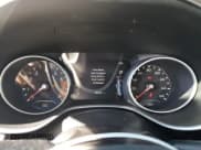 ✅ 2018 Jeep Compass Latitude • VIN: 3C4NJDBB6JT450779 • Lot: 82527675. Listed on Copart with 40,343 mi. Free auction sales archive from the USA and detailed vehicle history report at DreamBid. Image 9.