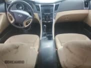 ✅ 2014 Hyundai Sonata GLS • VIN: 5NPEB4AC0EH868879 • Lot: 75665204. Listed on Copart with 118,398 mi. Free auction sales archive from the USA and detailed vehicle history report at DreamBid. Image 8.