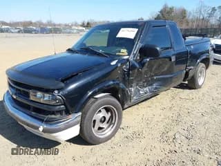 ✅ 1999 Chevrolet S-10 LS • VIN: 1GCCS19X3X8120951 • Лот: 41776295. Опубликован ранее на IAAI с пробегом 248 989 миль. Бесплатный доступ к архиву аукционных продаж из США и подробный отчёт об истории автомобиля на DreamBid. Изображение 2.