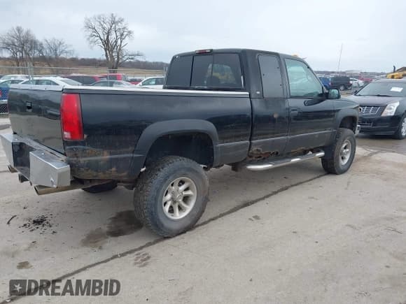 ✅ 1996 Chevrolet Silverado 1500 • VIN: 1GCEK19RXTE153676 • Лот: 43746858. Опубликован ранее на IAAI с пробегом 307 761 миль. Бесплатный доступ к архиву аукционных продаж из США и подробный отчёт об истории автомобиля на DreamBid. Изображение 4.