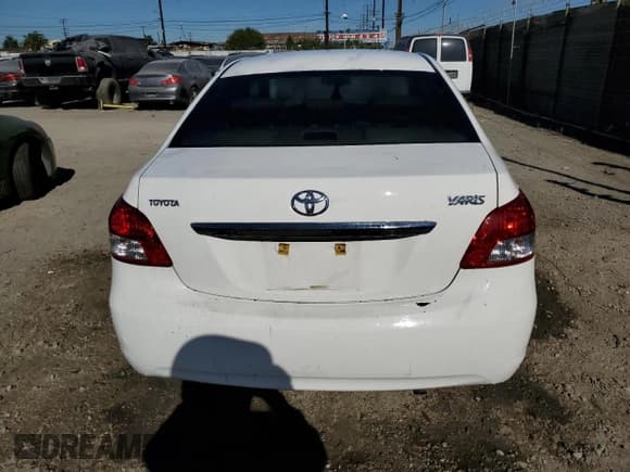 ✅ 2007 Toyota Yaris • VIN: JTDBT923371061889 • Lot: 92131975. Listed on Copart with 184,046 mi. Free auction sales archive from the USA and detailed vehicle history report at DreamBid. Image 6.