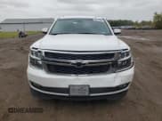 ✅ 2016 Chevrolet Suburban LT • VIN: 1GNSCHKC3GR281696 • Лот: 82717635. Опубликован ранее на Copart с пробегом 108 186 миль. Бесплатный доступ к архиву аукционных продаж из США и подробный отчёт об истории автомобиля на DreamBid. Изображение 5.
