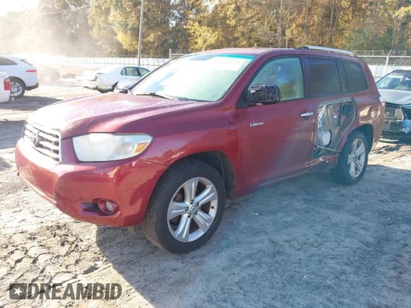 ✅ 2010 Toyota Highlander Limited • VIN: 5TDDK3EH3AS037585 • Lot: 43626495. Listed on IAAI with 230,000 mi. Free auction sales archive from the USA and detailed vehicle history report at DreamBid. Image 2.
