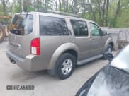✅ 2007 Nissan Pathfinder S • VIN: 5N1AR18W87C624626 • Lot: 42232820. Listed on IAAI with 113,607 mi. Free auction sales archive from the USA and detailed vehicle history report at DreamBid. Image 4.