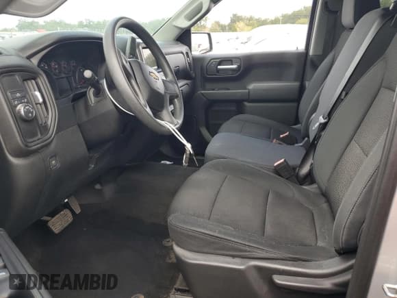 ✅ 2019 Chevrolet Silverado 1500 Custom • VIN: 1GCPWBEH5KZ388557 • Lot: 78073924. Wystawiony na Copart z przebiegiem 62 488 mil. Bezpłatny archiwum sprzedaży aukcyjnych z USA i szczegółowy raport historii pojazdu na DreamBid. Zdjęcie 7.