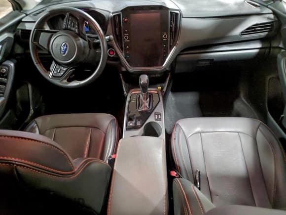 ✅ 2024 Subaru Crosstrek Limited • VIN: 4S4GUHM64R3708789 • Lot: 95510565. Listed on Copart with 9,813 mi. Free auction sales archive from the USA and detailed vehicle history report at DreamBid. Image 8.