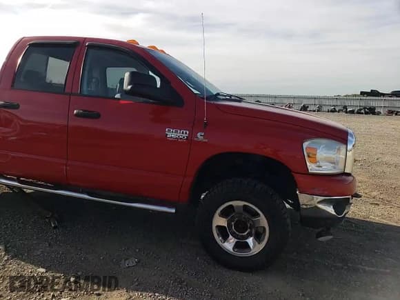 ✅ 2009 Dodge 2500 SLT • VIN: 3D7KS28L89G503383 • Лот: 53712925. Опубликован ранее на Copart с пробегом 128 673 миль. Бесплатный доступ к архиву аукционных продаж из США и подробный отчёт об истории автомобиля на DreamBid. Изображение 11.