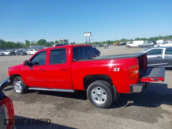 ✅ 2013 Chevrolet Silverado 1500 LTZ • VIN: 3GCPKTE73DG164280 • Lot: 42018897. Wystawiony na IAAI z przebiegiem 75 670 mil. Bezpłatny archiwum sprzedaży aukcyjnych z USA i szczegółowy raport historii pojazdu na DreamBid. Zdjęcie 14.