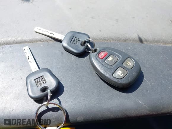 ✅ 2017 Chevrolet Express Cargo • VIN: 1GCWGBFG1H1165034 • Lot: 43092339. Listed on IAAI with 181,531 mi. Free auction sales archive from the USA and detailed vehicle history report at DreamBid. Image 11.