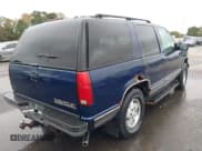 ✅ 1995 Chevrolet Tahoe • VIN: 1GNEK13K4SJ417435 • Лот: 43589650. Опубликован ранее на IAAI с пробегом 260 173 миль. Бесплатный доступ к архиву аукционных продаж из США и подробный отчёт об истории автомобиля на DreamBid. Изображение 4.