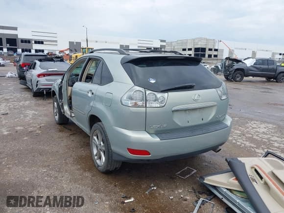 ✅ 2007 Lexus RX 400h • VIN: JTJGW31U572004119 • Lot: 43037941. Listed on IAAI with 179,305 mi. Free auction sales archive from the USA and detailed vehicle history report at DreamBid. Image 3.