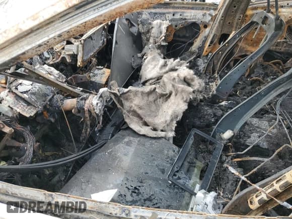 ✅ 2022 Toyota Mirai XLE • VIN: JTDAAAAA9NA007450 • Лот: 69522594. Опубликован ранее на Copart с пробегом Не указан. Бесплатный доступ к архиву аукционных продаж из США и подробный отчёт об истории автомобиля на DreamBid. Изображение 7.