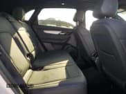 ✅ 2024 VinFast VF 8 Plus • VIN: RLLV1AFA5RH004896 • Lot: 71186455. Wystawiony na Copart z przebiegiem 8 471 mil. Bezpłatny archiwum sprzedaży aukcyjnych z USA i szczegółowy raport historii pojazdu na DreamBid. Zdjęcie 10.