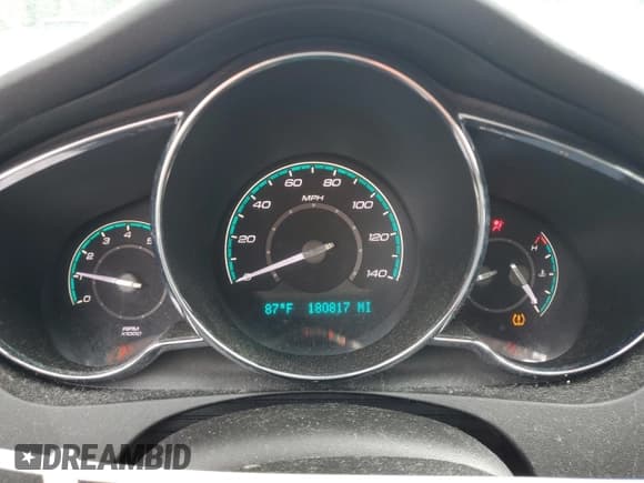 ✅ 2012 Chevrolet Malibu 2LT • VIN: 1G1ZD5E04CF285751 • Lot: 71975634. Listed on Copart with 180,817 mi. Free auction sales archive from the USA and detailed vehicle history report at DreamBid. Image 9.