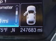 ✅ 2013 Ford Escape SE • VIN: 1FMCU9G99DUA01801 • Lot: 43572825. Wystawiony na IAAI z przebiegiem 247 683 mil. Bezpłatny archiwum sprzedaży aukcyjnych z USA i szczegółowy raport historii pojazdu na DreamBid. Zdjęcie 12.