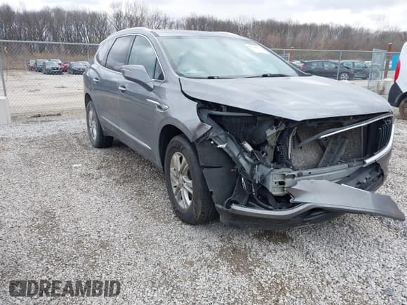 ✅ 2020 Buick Enclave Essence • VIN: 5GAERBKW5LJ157824 • Lot: 43798435. Listed on IAAI with 128,029 mi. Free auction sales archive from the USA and detailed vehicle history report at DreamBid. Image 1.