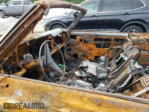 ✅ 1972 Oldsmobile Cutlass • VIN: 3J67K2M227685 • Лот: 62278374. Опубликован ранее на Copart с пробегом Не указан. Бесплатный доступ к архиву аукционных продаж из США и подробный отчёт об истории автомобиля на DreamBid. Изображение 7.