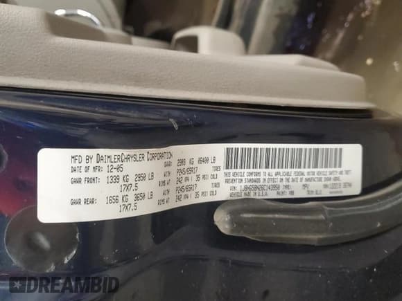 ✅ 2006 Jeep Commander Limited • VIN: 1J8HG58N26C143950 • Лот: 84278965. Опубликован ранее на Copart с пробегом 196 585 миль. Бесплатный доступ к архиву аукционных продаж из США и подробный отчёт об истории автомобиля на DreamBid. Изображение 13.