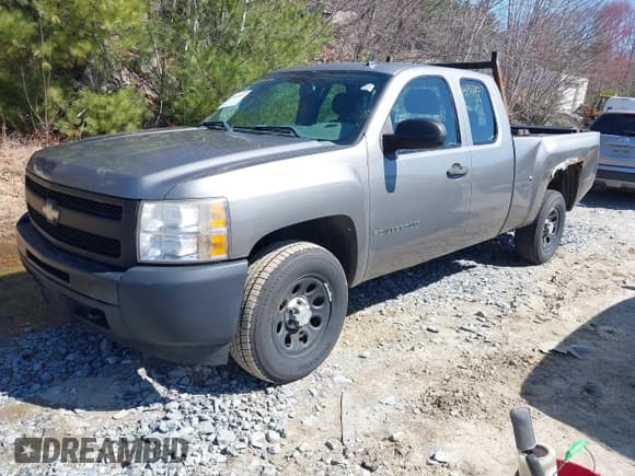✅ 2009 Chevrolet Silverado 1500 LS • VIN: 1GCEK19C29Z183459 • Lot: 41912857. Listed on IAAI with 113,991 mi. Free auction sales archive from the USA and detailed vehicle history report at DreamBid. Image 2.