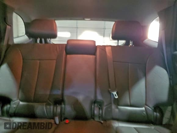 ✅ 2011 Hyundai Santa Fe Limited • VIN: 5XYZKDAG1BG056613 • Lot: 94442315. Listed on Copart with 154,259 mi. Free auction sales archive from the USA and detailed vehicle history report at DreamBid. Image 10.