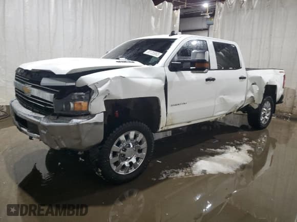 ✅ 2015 Chevrolet Silverado 2500HD Work Truck • VIN: 1GC1KUE88FF654674 • Lot: 88135965. Listed on Copart with 197,831 mi. Free auction sales archive from the USA and detailed vehicle history report at DreamBid. Image 1.