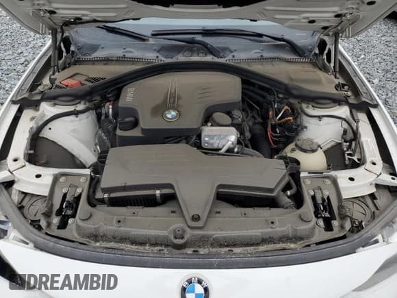 ✅ 2014 BMW 3 Series 320i xDrive • VIN: WBA3C3C5XEPV90555 • Lot: 90542255. Listed on Copart with 137,262 mi. Free auction sales archive from the USA and detailed vehicle history report at DreamBid. Image 11.