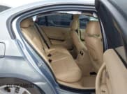 ✅ 2006 BMW 3 Series 325i • VIN: WBAVB13566KX37825 • Lot: 43759778. Wystawiony na IAAI z przebiegiem 121 243 mil. Bezpłatny archiwum sprzedaży aukcyjnych z USA i szczegółowy raport historii pojazdu na DreamBid. Zdjęcie 8.