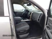 ✅ 2014 Ram 1500 Lone Star • VIN: 1C6RR6LG1ES101852 • Lot: 42062403. Wystawiony na IAAI z przebiegiem 82 389 mil. Bezpłatny archiwum sprzedaży aukcyjnych z USA i szczegółowy raport historii pojazdu na DreamBid. Zdjęcie 5.