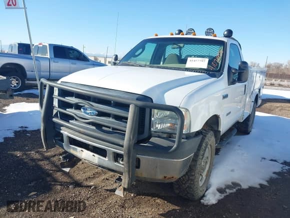 ✅ 2007 Ford F-350 • VIN: 1FDSF35P67EA42339 • Lot: 41457797. Listed on IAAI with 72,297 mi. Free auction sales archive from the USA and detailed vehicle history report at DreamBid. Image 17.